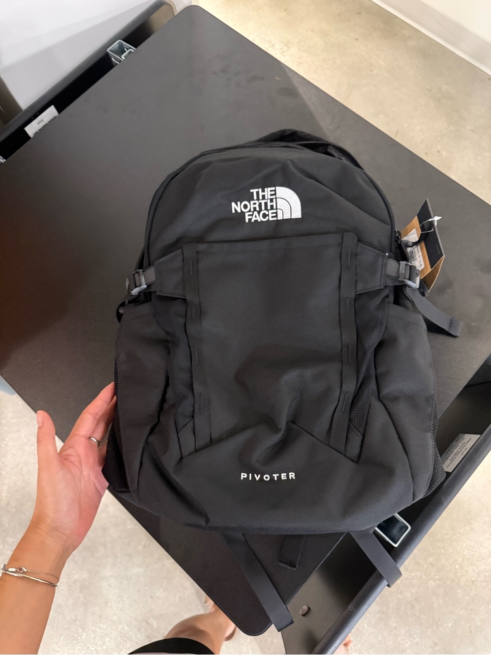 NWT!The North Face PivotER Backpack TNF Black Laptop Travel School Bag,Unisex - Picture 10 of 11